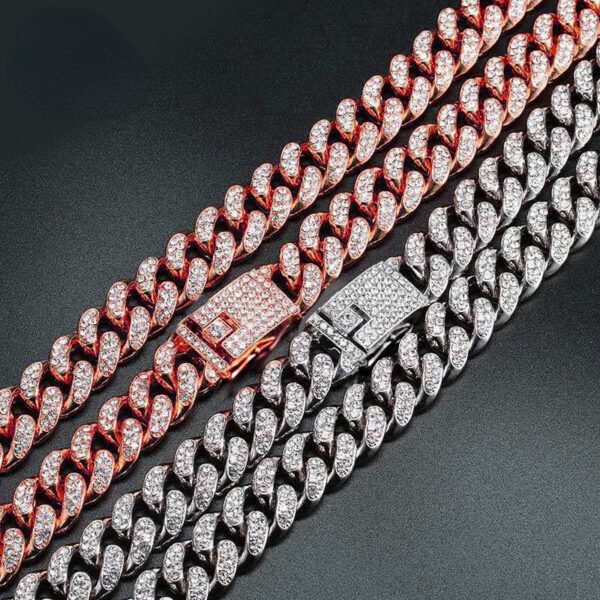 7126edcf-9364-432d-8082-f6c50fa55b12.jpg Hip Hop Collars For Pets